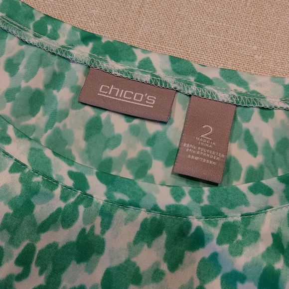 Top - Picture 2 of 3